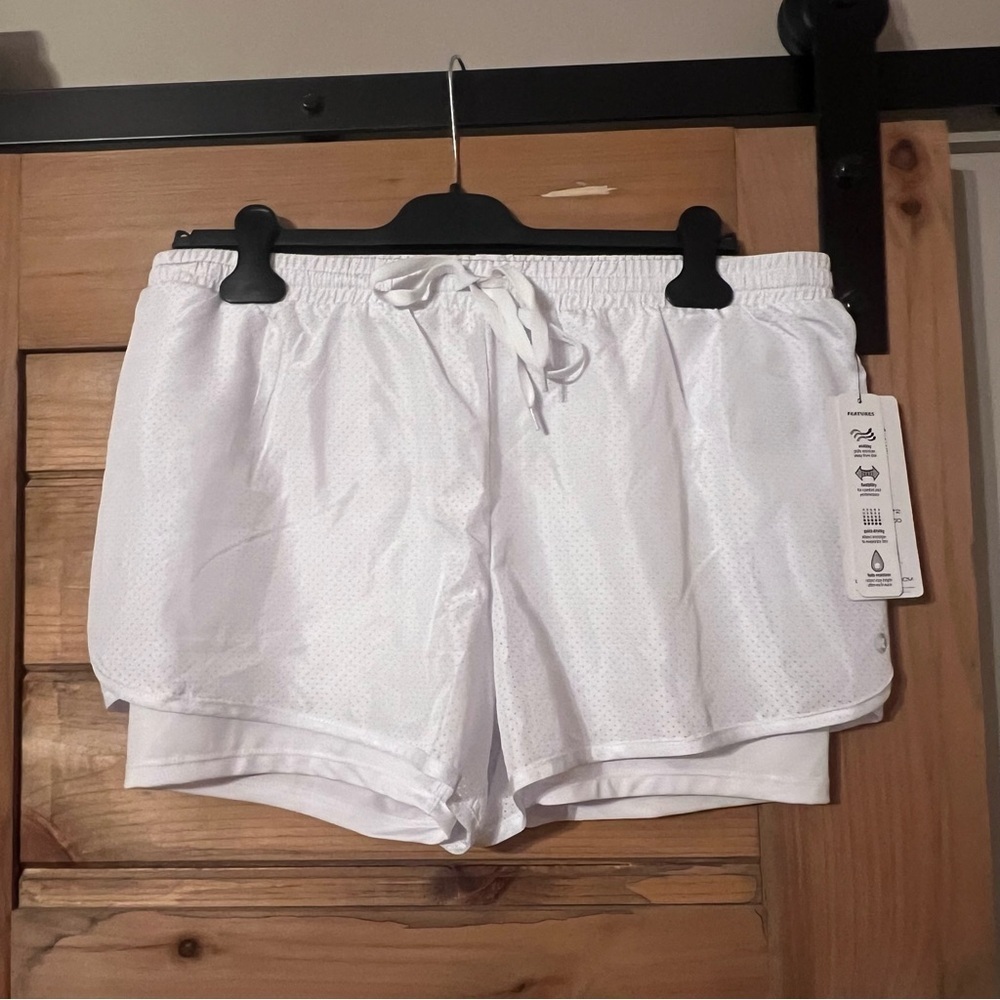 RBX ACTIVE Size large lined white athletic shorts with drawstring